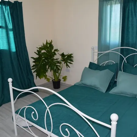 Mersinera Paradise Garden 2 Semesterbostad Larnaca
